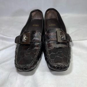 Stuart Weitzman Brown Patent Leather Croc Embossed Loafers Flats Shoes Sz 9N
